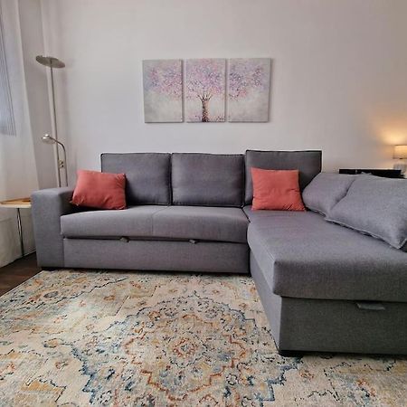 Valdebebas Con Garaje Gimnasio Y Piscina Lägenhet Madrid Exteriör bild