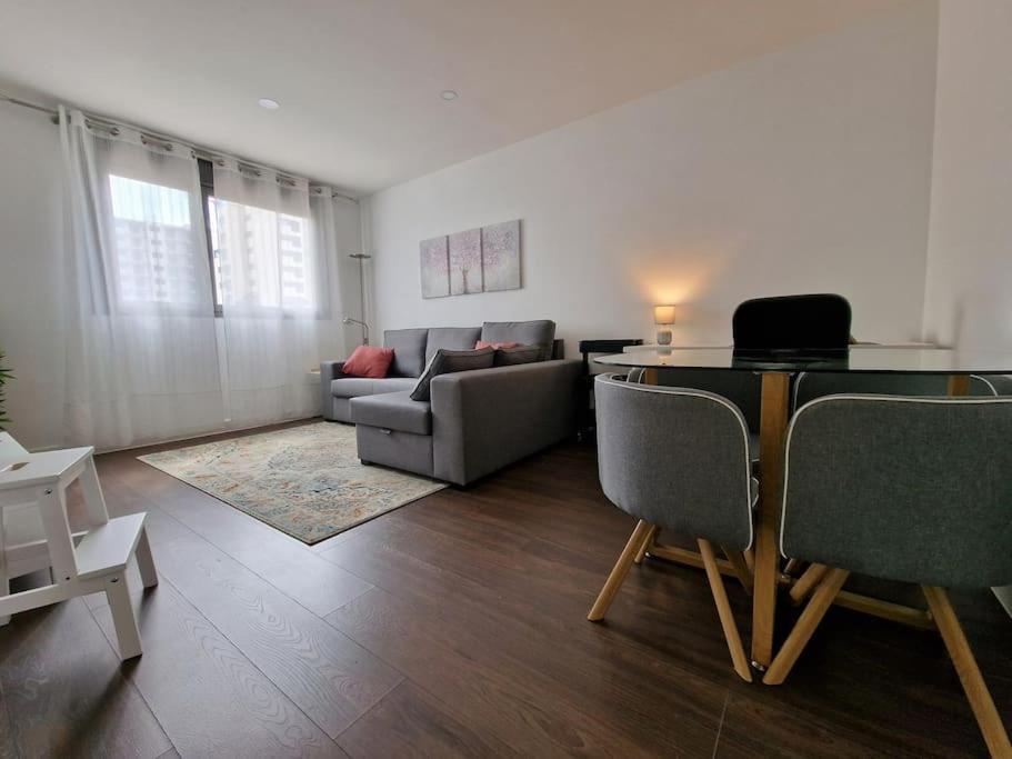 Valdebebas Con Garaje Gimnasio Y Piscina Lägenhet Madrid Exteriör bild
